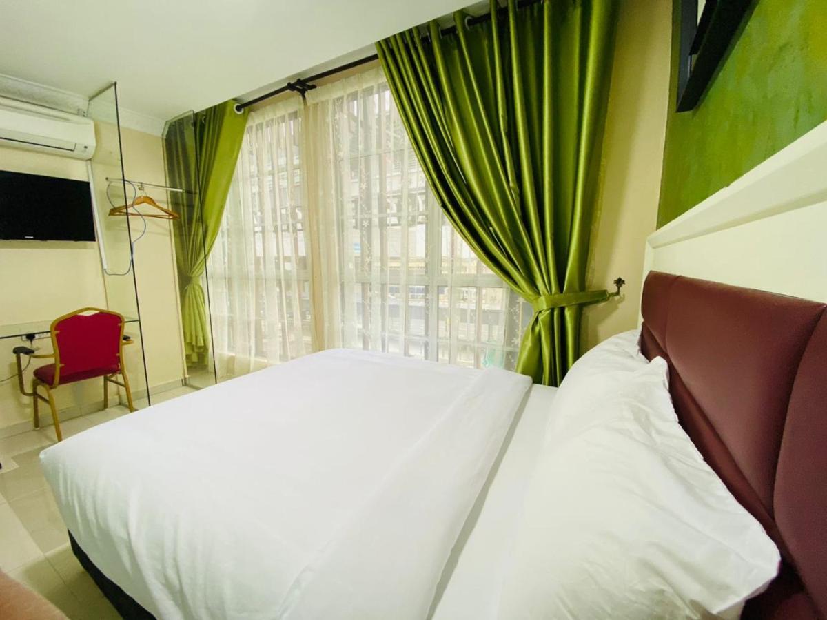 Surya Boutique Hotel クラン エクステリア 写真