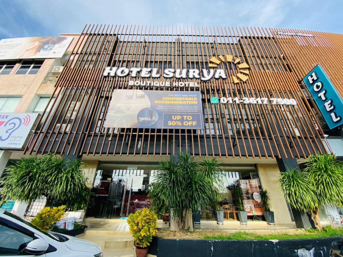Surya Boutique Hotel クラン エクステリア 写真