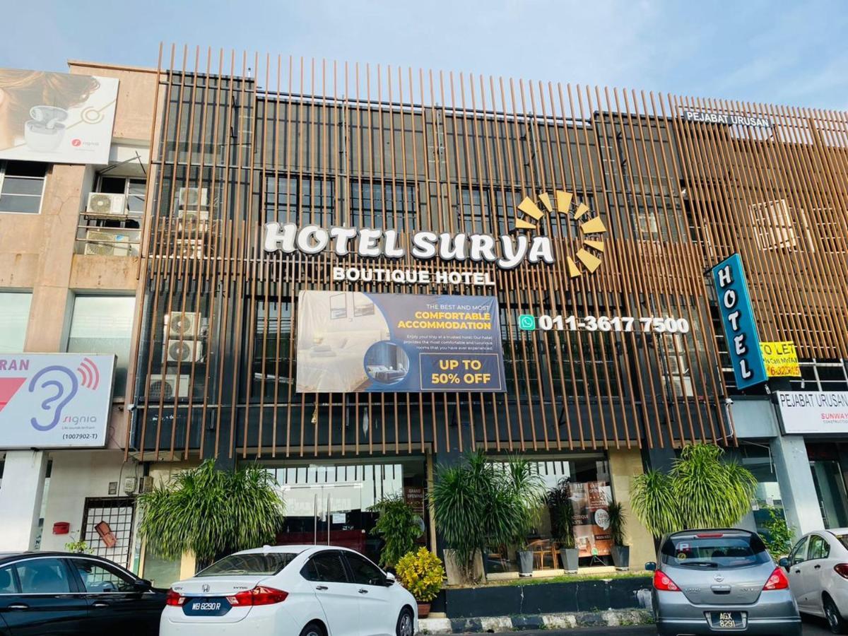 Surya Boutique Hotel クラン エクステリア 写真